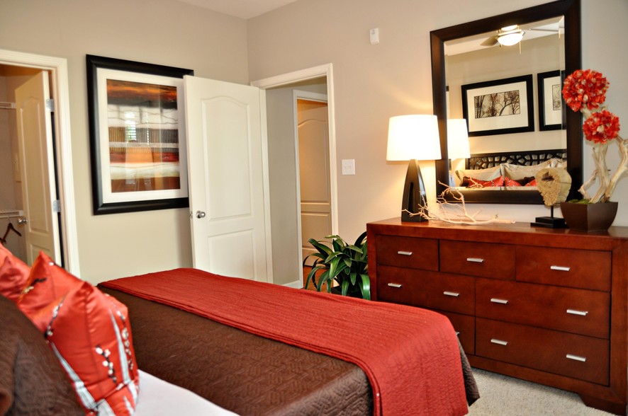 Avana Cypress Estates 10802 Legacy Park Dr, Houston, TX 77064