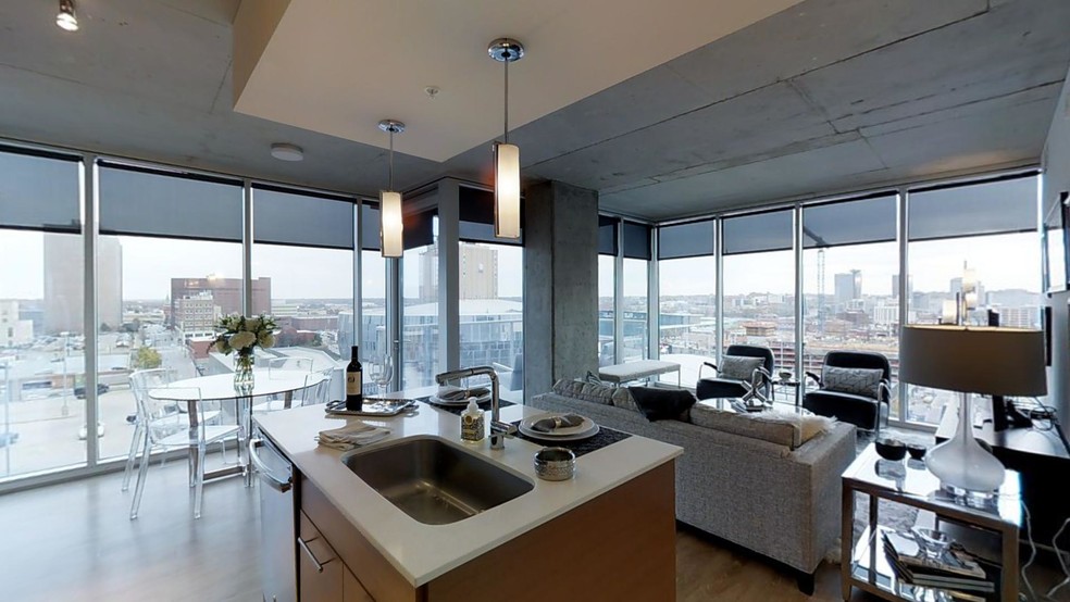One Light Luxury Apartments