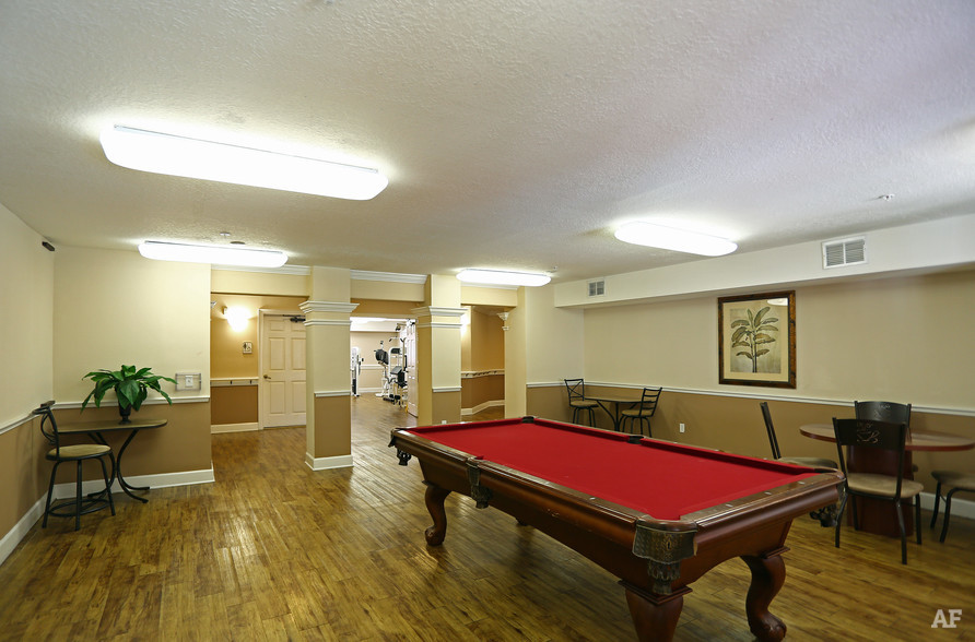 Covenant on the Lakes Senior Apartments 2214 S Rio Grande Ave, Orlando, FL 32805