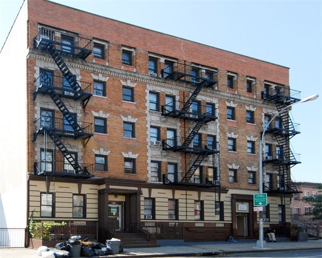 Dekalb Avenue Apartments 724728 Dekalb Ave, Brooklyn, NY 11216