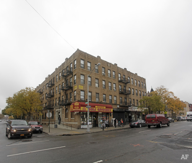 4 Vernon Ave 4 Vernon Ave, Brooklyn, NY 11206