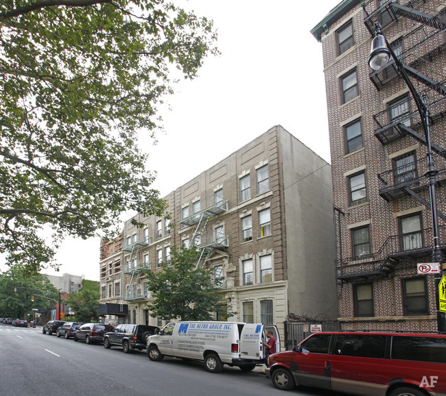  166170 Brooklyn Ave, Brooklyn, NY 11213