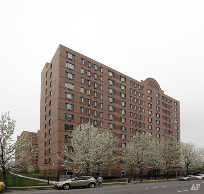 The Harry and Jeanette Weinberg Council Tower