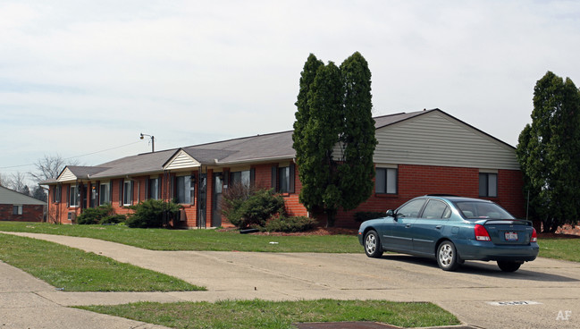 Waynedale Circle Apartments