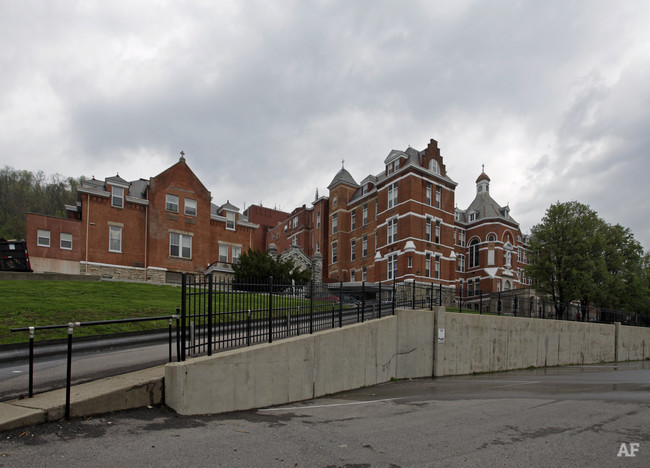 St. Francis Court Apartments