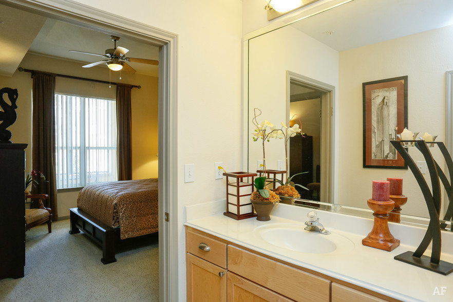 Ventana at Midtown 4001 Fannin St, Houston, TX 77004