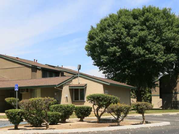 Amberwood 2 Apartments - Hanford