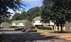 Pinewood Apartments