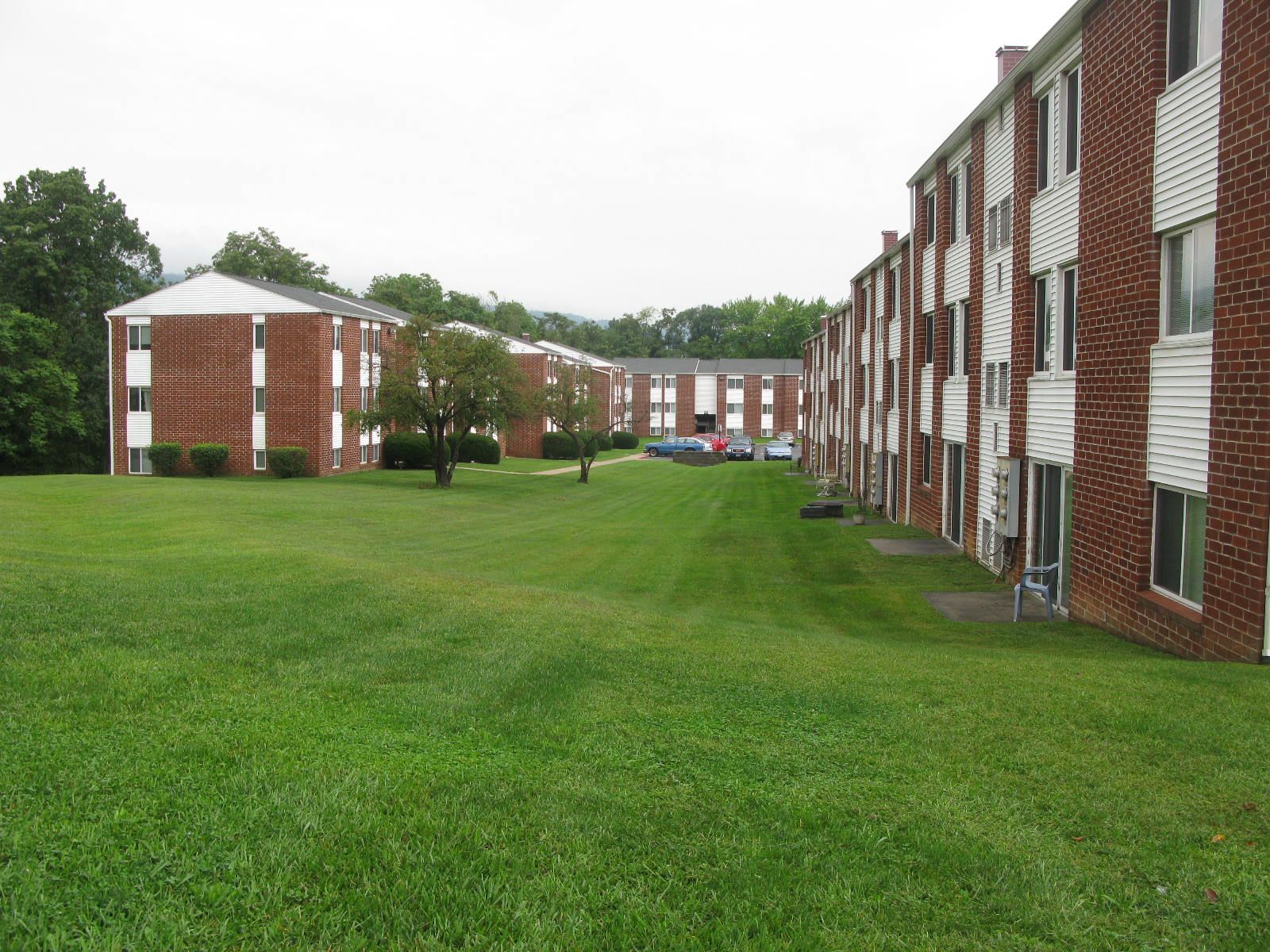 Old Towne Manor Apartments