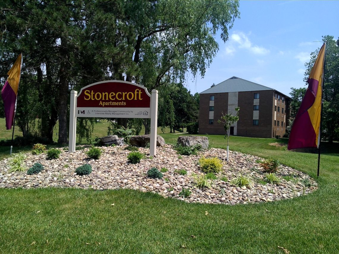 Stonecroft Apartments