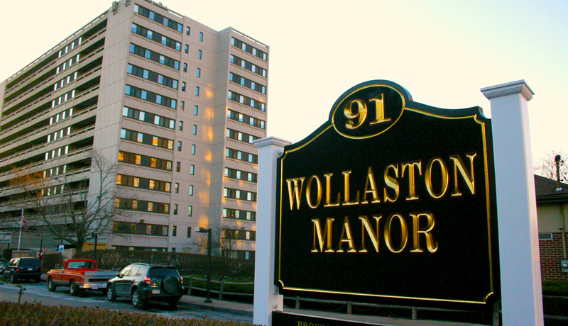 Wollaston Manor
