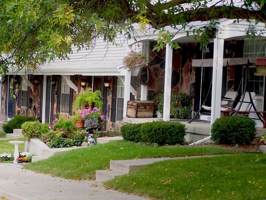 Carriage House Apartments