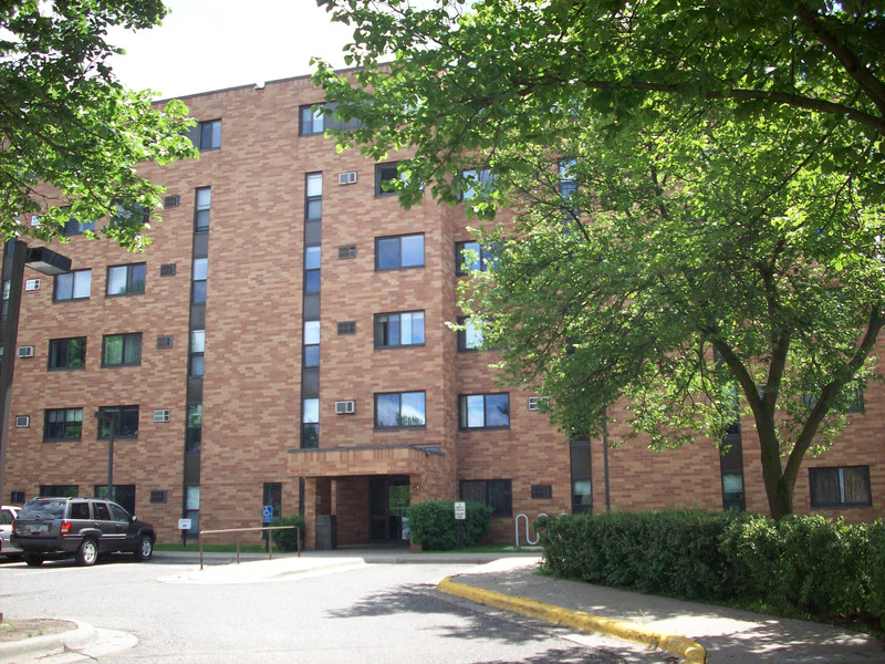 Alverna Apartments