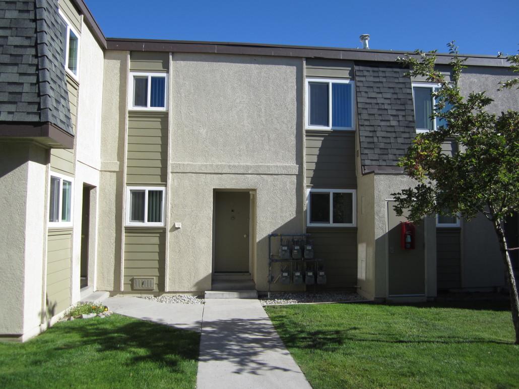 Foothill Garden Apartments