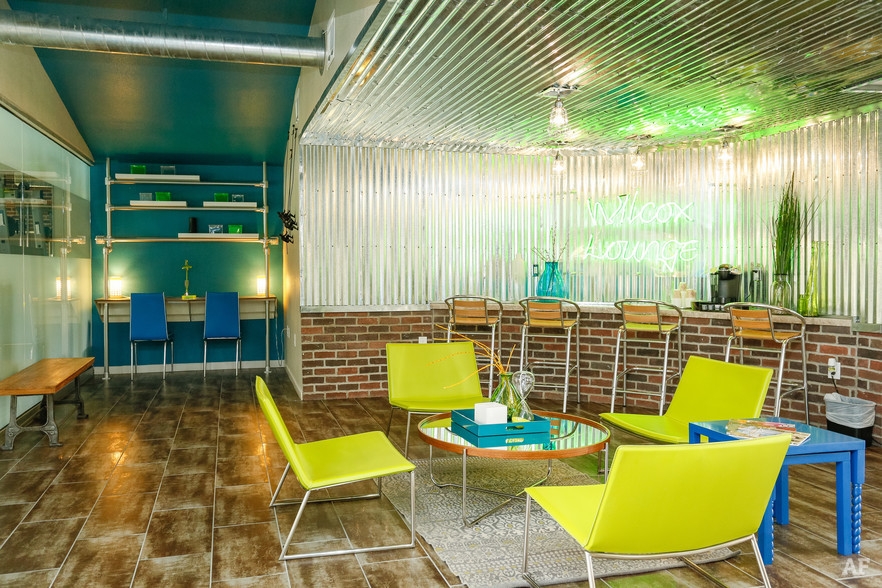 The Wilcox Apartment Homes 2400 S South Loop W, Houston, TX 77054