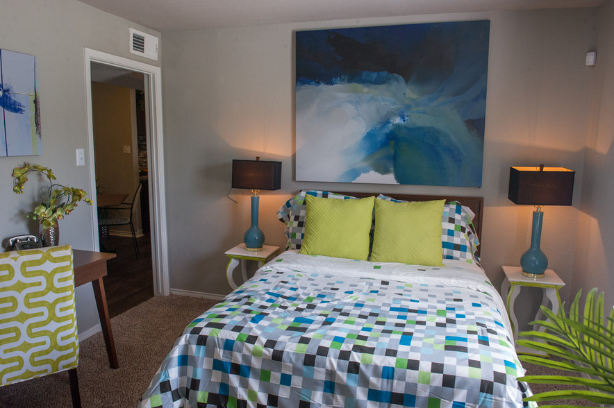 The Wilcox Apartment Homes 2400 S South Loop W, Houston, TX 77054