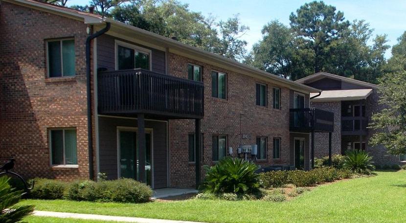 Mossy Oaks Apartments