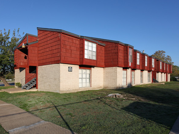 Cherokee Village II Apartments