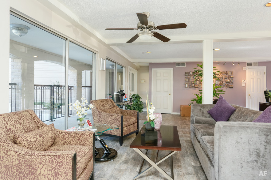 Avalon Square Apartments 2400 Westheimer Rd, Houston, TX 77098