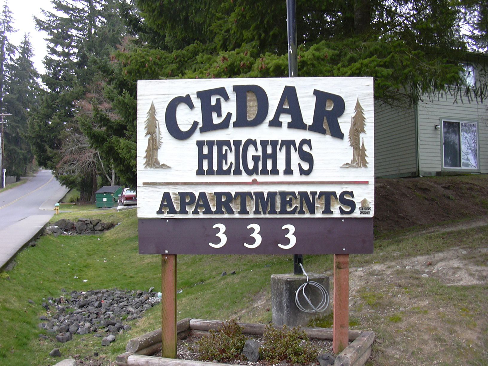 Cedar Heights Apartments