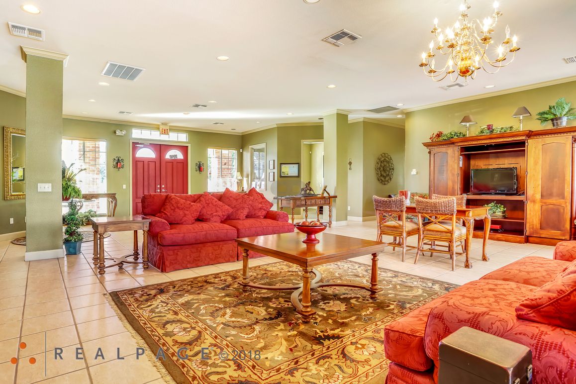 Plum Creek Townhomes 6969 South Loop E, Houston, TX 77087