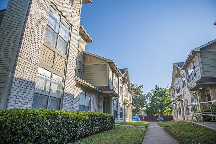 Carroll Townhomes - Dallas Low Rent Public Housing Apartments | 1919