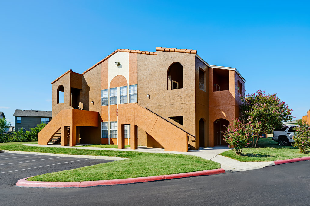 Monticello Manor Apartments San Antonio