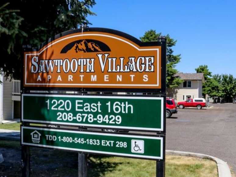 Sawtooth Village