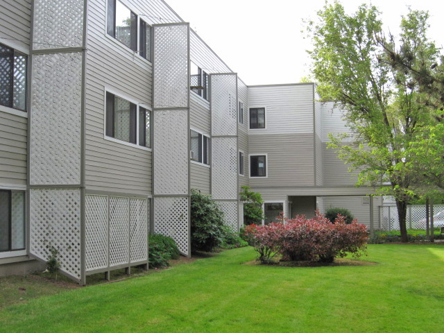 Cascade Meadows Apartments