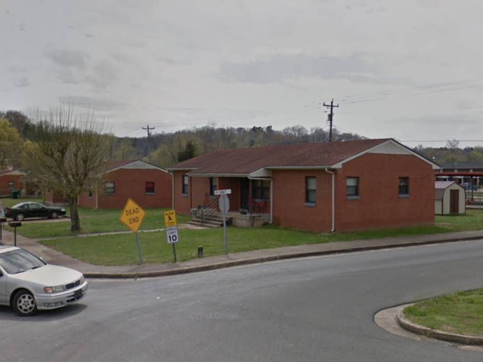 Briarwood Apartments 116 Guy Road, Waverly, TN 37185