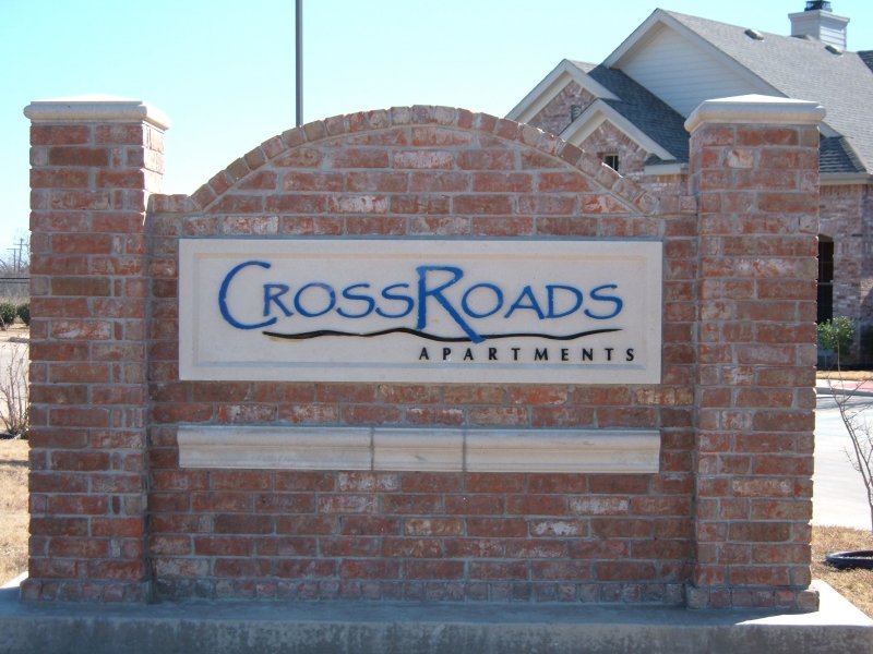 Crossroads Apartments