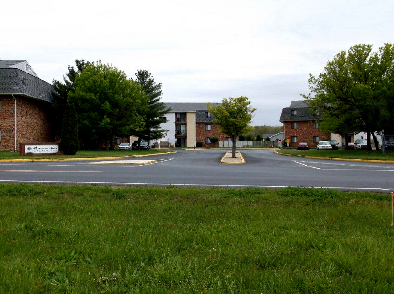 Persimmon Tree Apartments, Family Complex