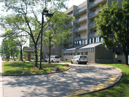 Homewood House Senior Apartments