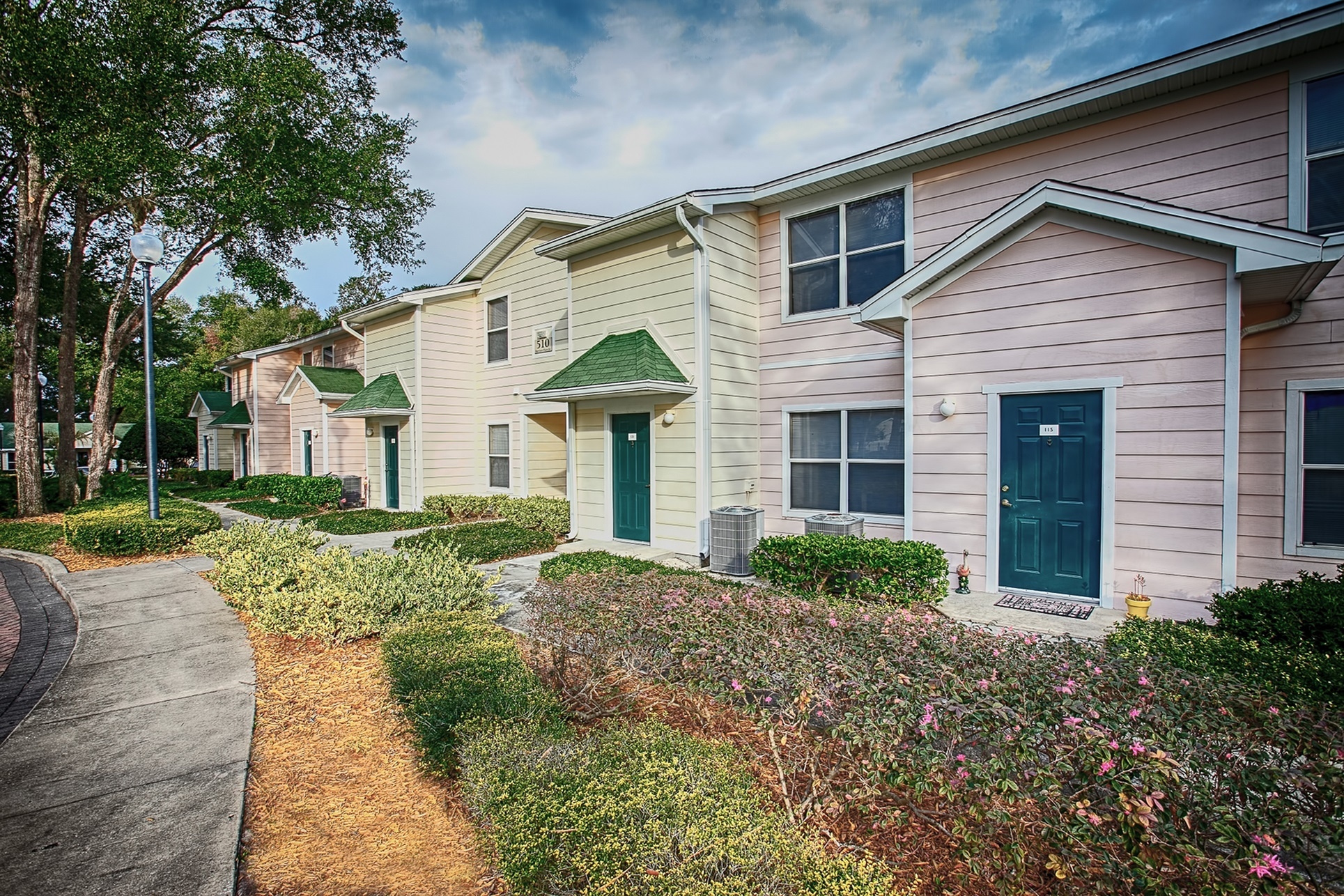 Enclave At Pine Oaks Deland