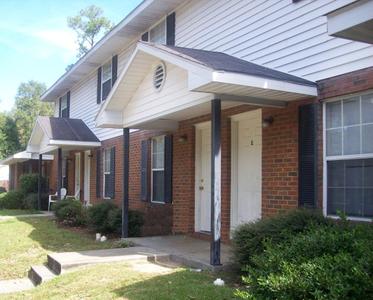 Woodridge Apartments - Defuniak Springs