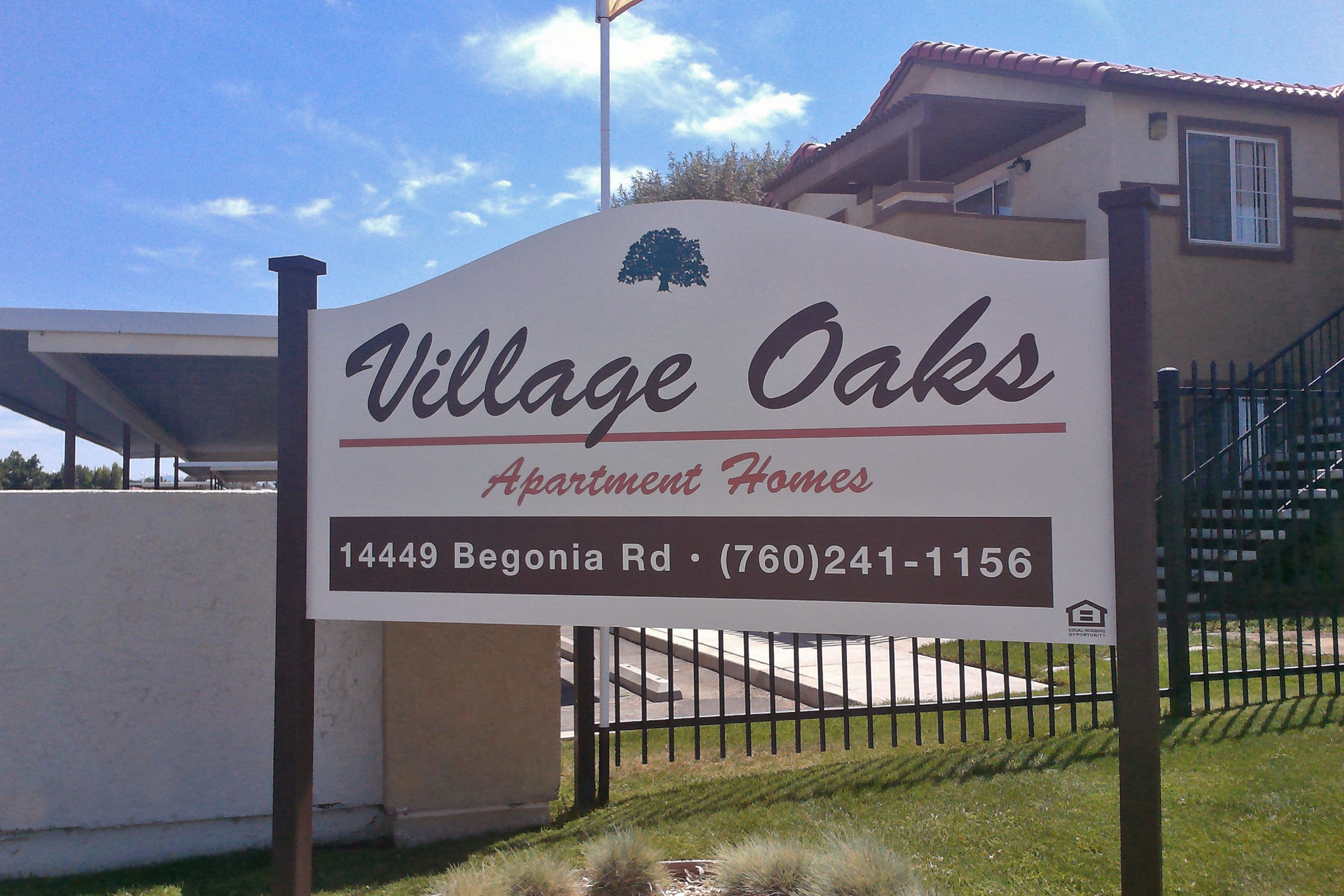 Village Oak Apartments Victorville
