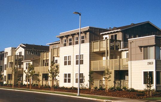 Peninsula Park Apartments