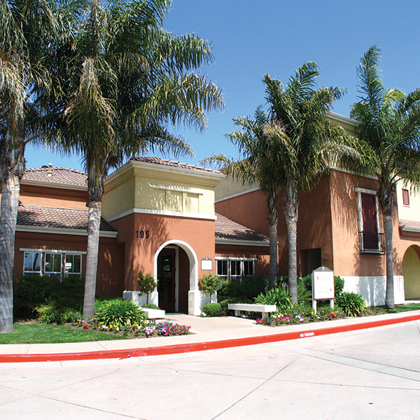 Plaza Club Apartments Salinas