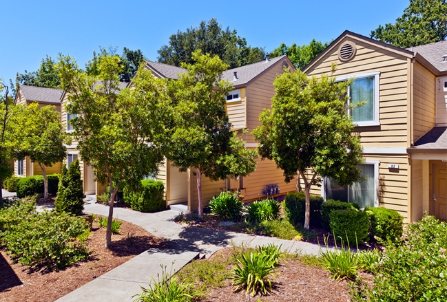 Sonoma Creekside Apartments Santa Rosa