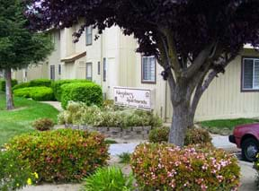 Kingsburg Apartments