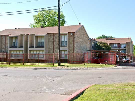 Lakeridge Apartments