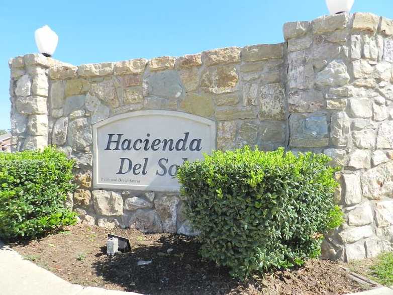 Hacienda Del Sol