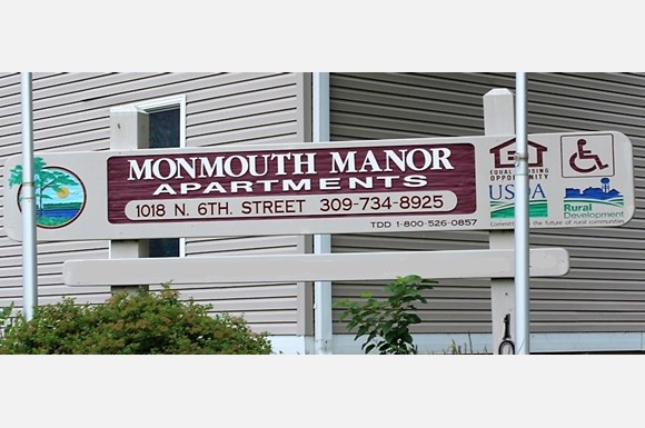 Monmouth Manor
