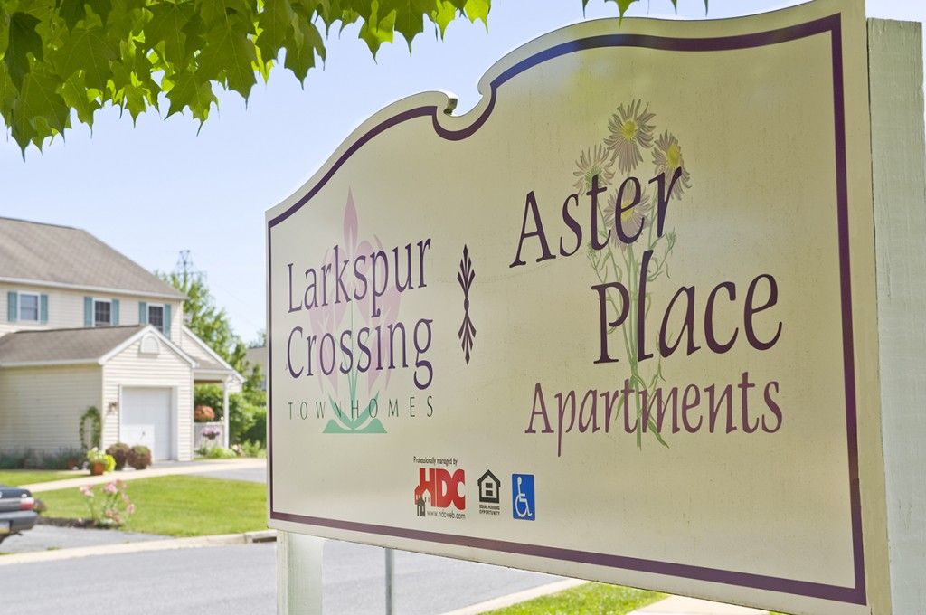 Larkspur Crossing Townhomes