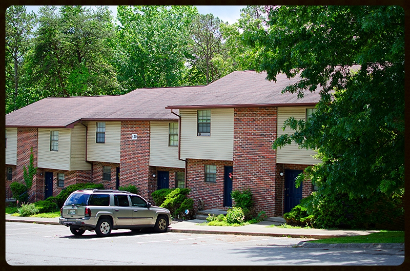 Kensington Forest Apartments & Townhomes