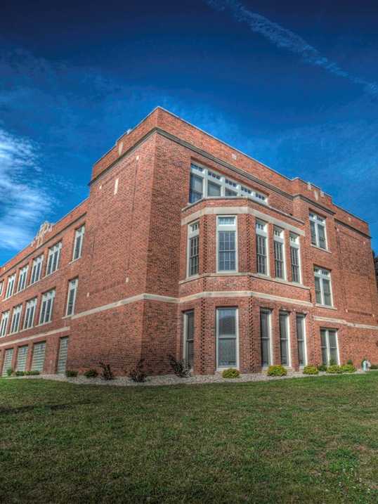 Historic Lincoln School Apartments