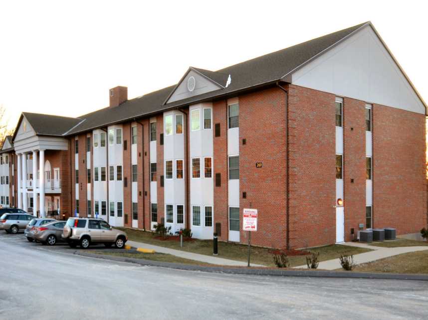 Ahepa 250 V Apartments