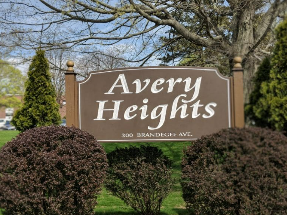 Avery Heights