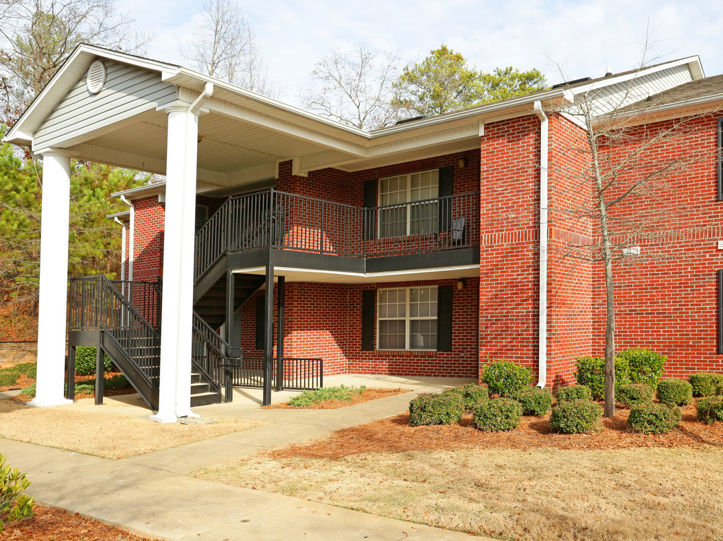 Carson Landing Apartments 741 15th Ct NW, Center Point, AL 35215