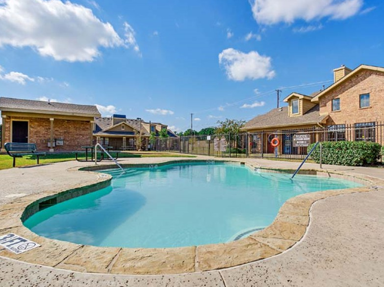 Lakeview Park Apartments